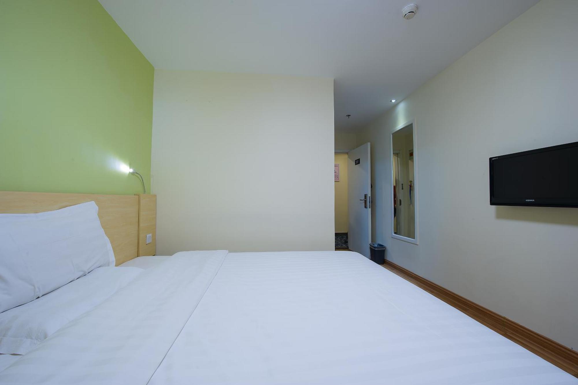 Iu Hotel Guangzhou Jingxi Nanfang Hospital Station Buitenkant foto