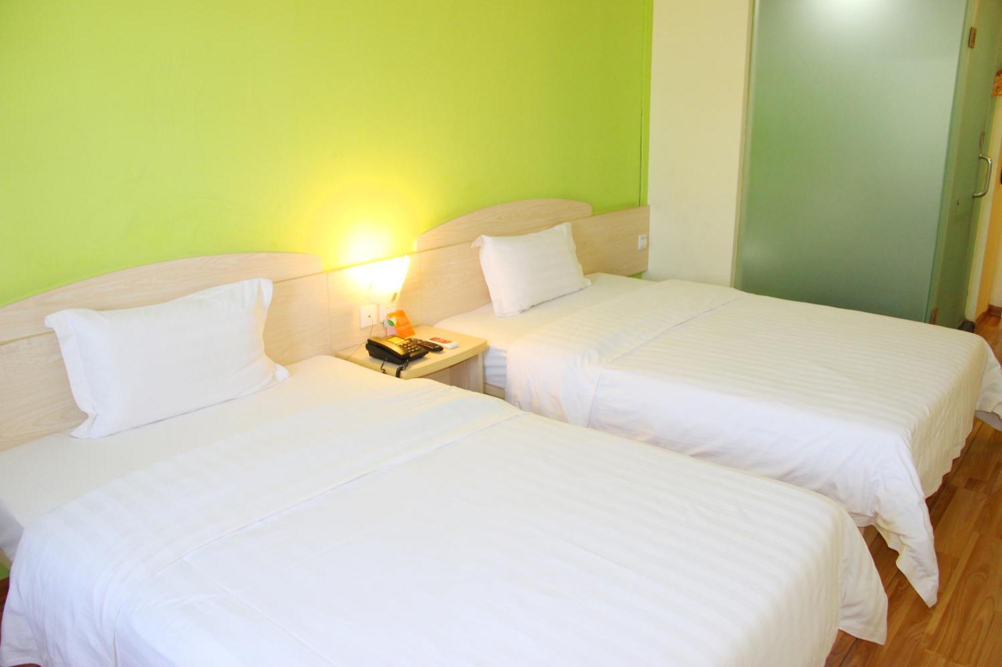 Iu Hotel Guangzhou Jingxi Nanfang Hospital Station Buitenkant foto